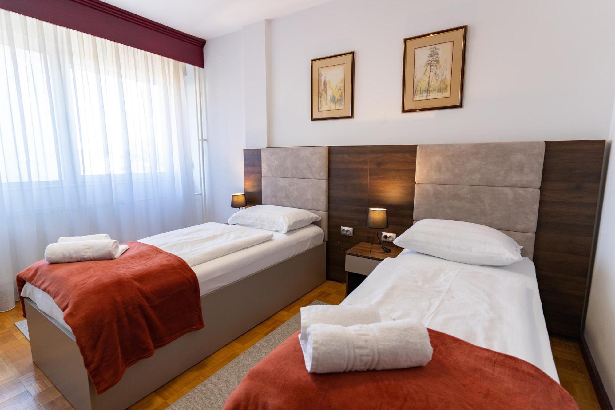 Artearia Hotel Bjelovar Exterior foto